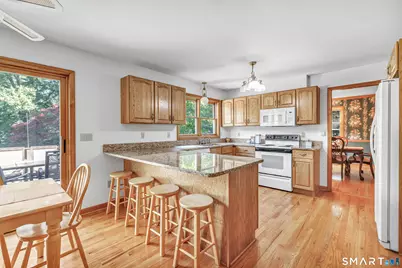 379 Waverly Road, Shelton, CT 06484 - Photo 21