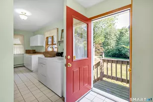 379 Waverly Rd, Shelton, CT 06484 - Photo 23