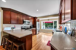 32 Franklin Rd, Cromwell, CT 06416 - Photo 7