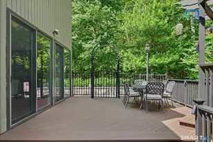 196 Echo Hill Dr, Stamford, CT 06903 - Photo 31
