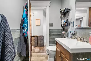 106 Peck Ave, West Haven, CT 06516 - Photo 27