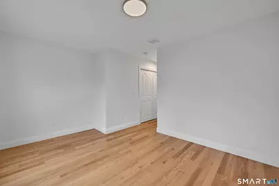 39 Robbins Avenue, Newington, CT 06111 - Photo 17
