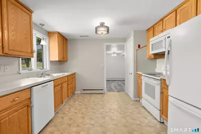 27 Allen Street, Enfield, CT 06082 - Photo 13