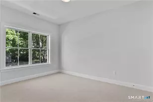 348 Halley Ave, Fairfield, CT 06825 - Photo 23