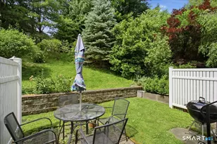 26 Maura Ln, Danbury, CT 06810 - Photo 19