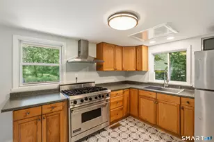 179 Niantic River Rd, Waterford, CT 06385 - Photo 17