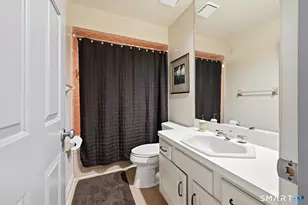 12 Blvd Dr, Danbury, CT 06810 - Photo 25