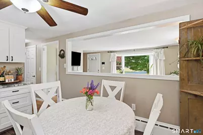 18 Freemont Road, Enfield, CT 06082 - Photo 9