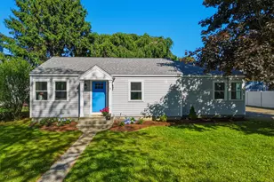 52 Chalker Beach Rd, Old Saybrook, CT 06475 - Photo 5