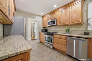 82 Bishop St, New Haven, CT 06511 - Photo 11