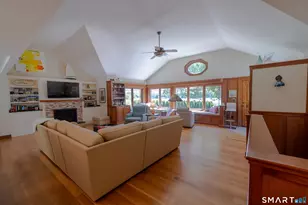 901 River Rd, Groton, CT 06355 - Photo 9