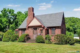 312 Bennett St, Fairfield, CT 06825 - Photo 3