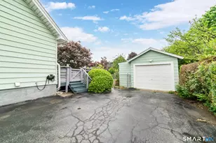 662 Milford Point Rd, Milford, CT 06460 - Photo 23