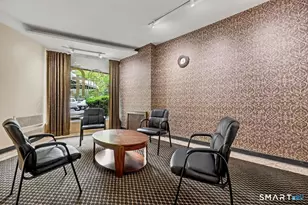 91 Strawberry Hill Ave, Stamford, CT 06902 - Photo 35