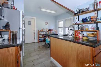 356-358 Midland Street #3, Bridgeport, CT 06605 - Photo 9