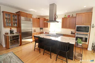 15 Bantry Rd, Simsbury, CT 06070 - Photo 9