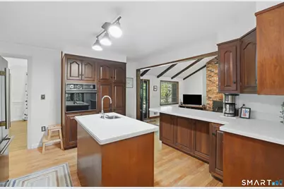 93 Maillet Lane, New Hartford, CT 06057 - Photo 13