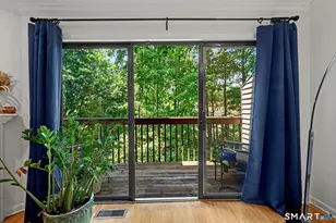 2435 Bedford St, Stamford, CT 06905 - Photo 11
