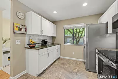 2435 Bedford Street #17B, Stamford, CT 06905 - Photo 17