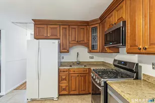 13 Brookwood Dr, Bethel, CT 06801 - Photo 9