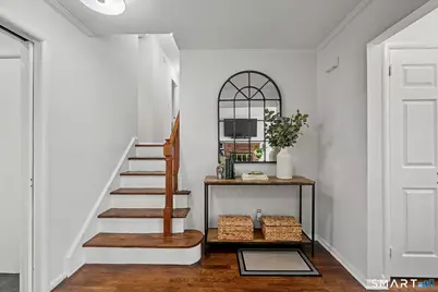 122 Berrian Road, Stamford, CT 06905 - Photo 5