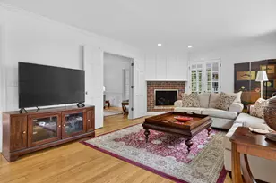 2 Larchwood Ln, East Lyme, CT 06333 - Photo 7