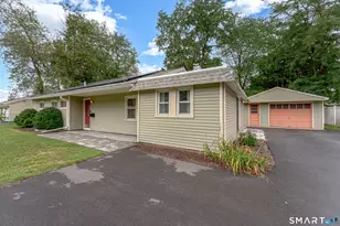 56 Greenfield Dr, Windsor Locks, CT 06096 - Photo 3