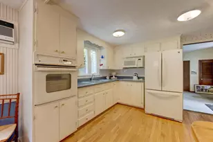 8 Circle Dr, Enfield, CT 06082 - Photo 7
