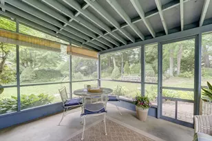 8 Circle Dr, Enfield, CT 06082 - Photo 3