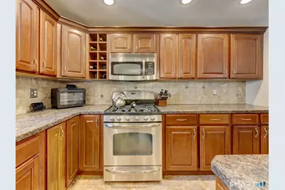 41 October Lane, Southington, CT 06479 - Photo 21
