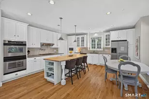 23 Randolph Farm Rd, Milford, CT 06460 - Photo 7
