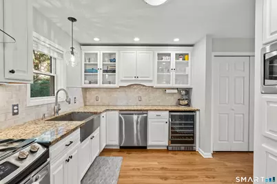 42 Highland Road #6, Stamford, CT 06902 - Photo 3