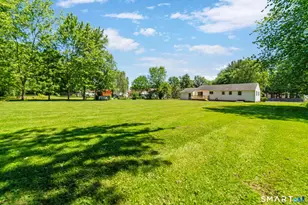 1233 Willard Ave, Newington, CT 06111 - Photo 33