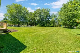 1233 Willard Ave, Newington, CT 06111 - Photo 31
