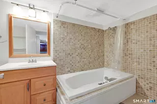 104 Exeter St, Hartford, CT 06106 - Photo 39