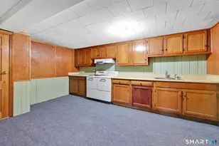 104 Exeter St, Hartford, CT 06106 - Photo 35