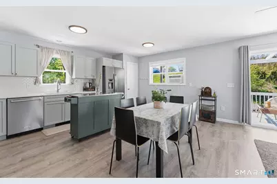 21 Chase Street, Stonington, CT 06379 - Photo 17