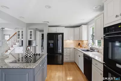 4 Ireland Road, Wethersfield, CT 06109 - Photo 13