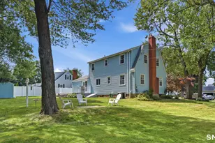 4 Ireland Rd, Wethersfield, CT 06109 - Photo 3
