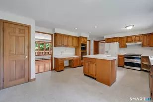 33 Woodmar Cir, South Windsor, CT 06074 - Photo 17