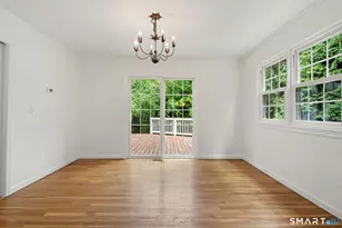 29 Coachlamp Ln, Darien, CT 06820 - Photo 9