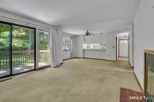 25 Locust Ln, Farmington, CT 06032 - Photo 7