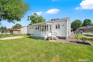 82 Crystal St, Wethersfield, CT 06109 - Photo 3
