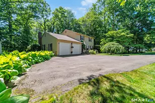 105 Inwood Ln, Bristol, CT 06010 - Photo 3