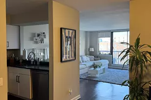 25 Forest St, Stamford, CT 06901 - Photo 7