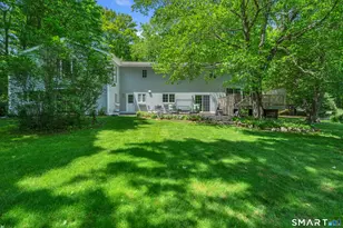 3 Naomi Ln, East Lyme, CT 06333 - Photo 3