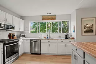 85 Viscount Dr, Milford, CT 06460 - Photo 13