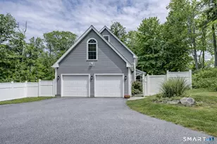 1556 Storrs Rd, Mansfield, CT 06268 - Photo 3