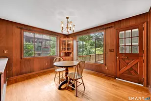 39 Woodbine Cir, Bridgeport, CT 06606 - Photo 5