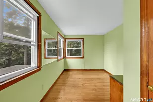 39 Woodbine Cir, Bridgeport, CT 06606 - Photo 21